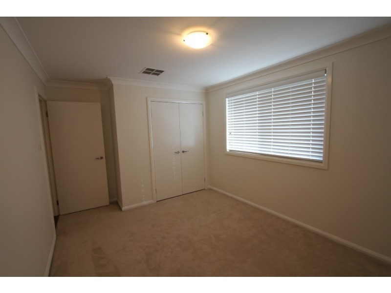 9B Haerse Avenue, Chipping Norton NSW 2170