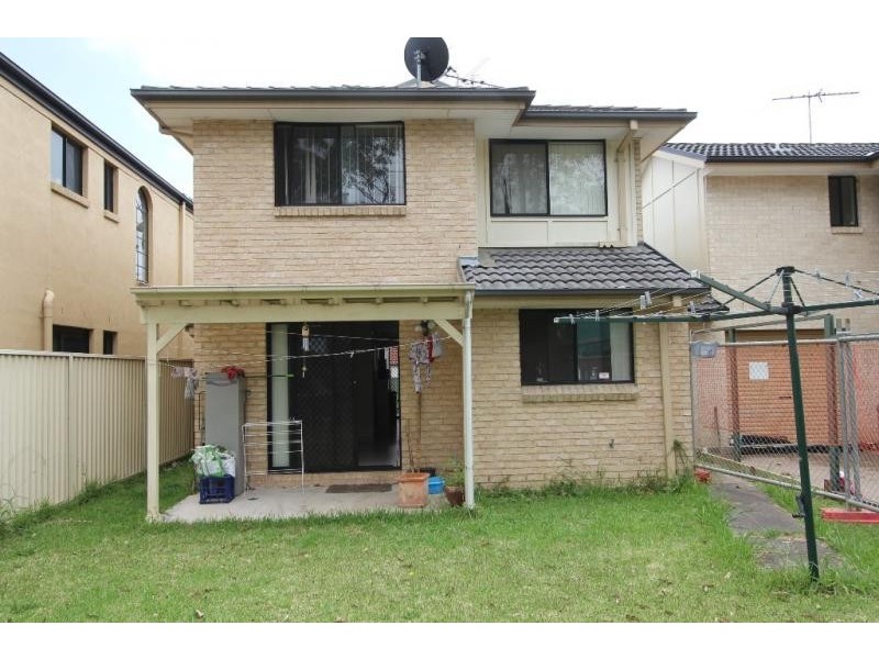 22 Aintree Close, Casula NSW 2170