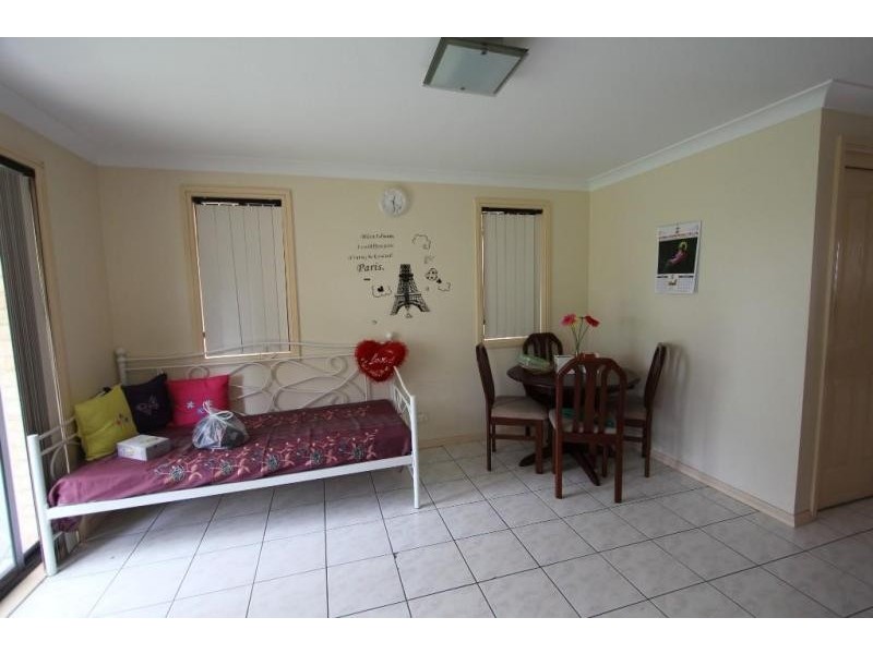22 Aintree Close, Casula NSW 2170