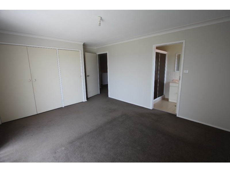 21 Mount Huon Circuit, Glen Alpine NSW 2560