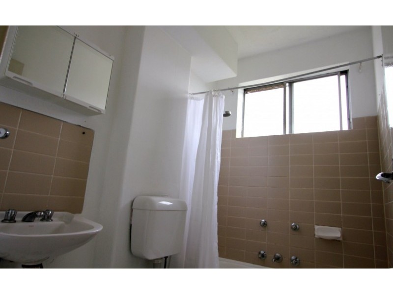 6/2 Forbes Street, Liverpool NSW 2170