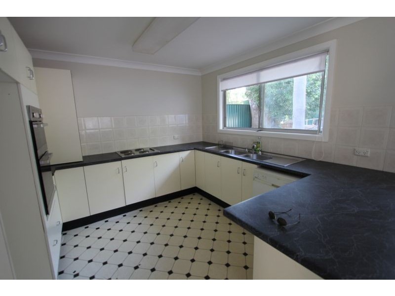 20 Innes Street, Campbelltown NSW 2560