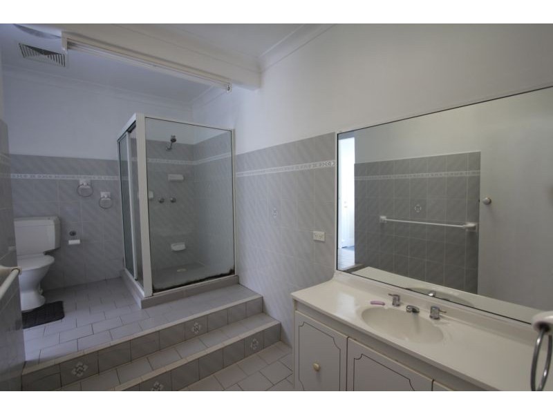 20 Innes Street, Campbelltown NSW 2560