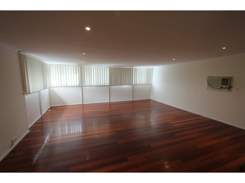 67 heckenberg Avenue, Sadleir NSW 2168