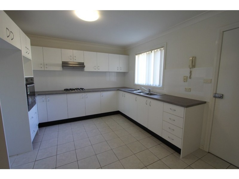 22C Kitson Way, Casula NSW 2170