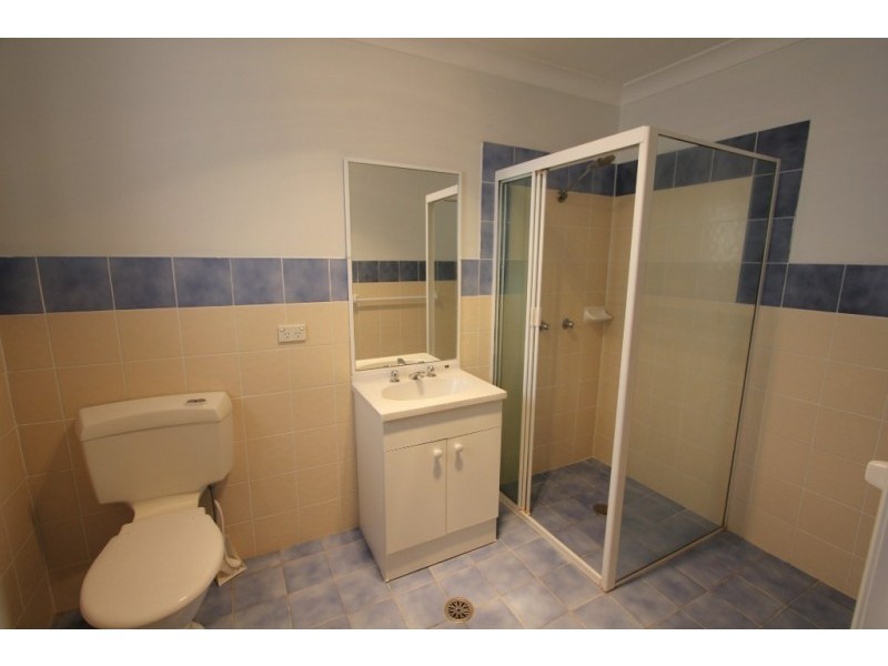 22C Kitson Way, Casula NSW 2170