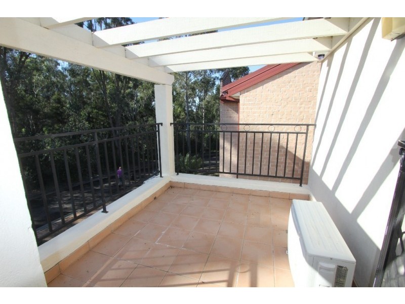 22C Kitson Way, Casula NSW 2170