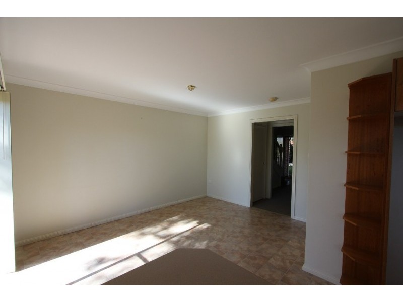 4A Buyu Road, Glenmore Park NSW 2745