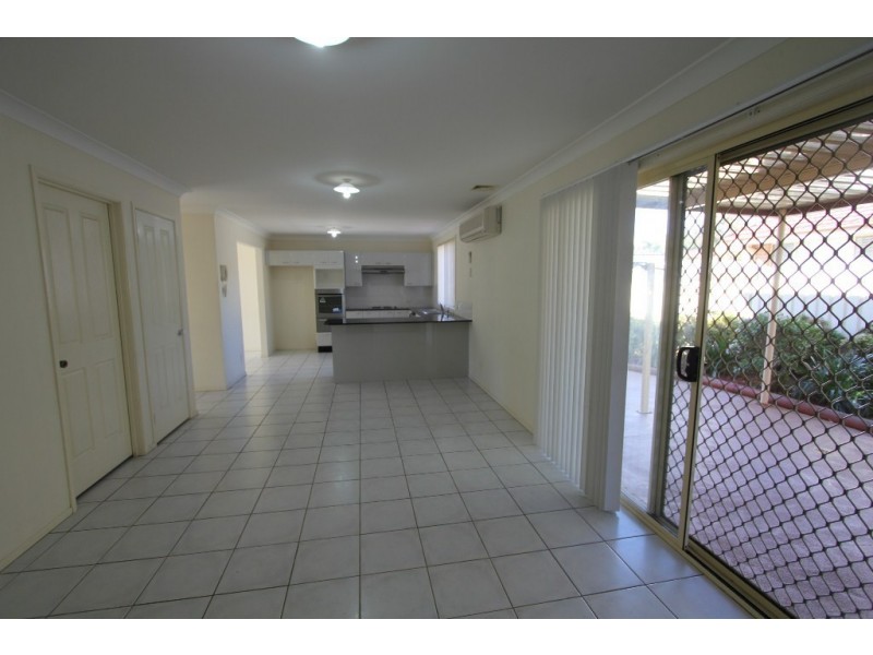 112 Alfred Road, Chipping Norton NSW 2170