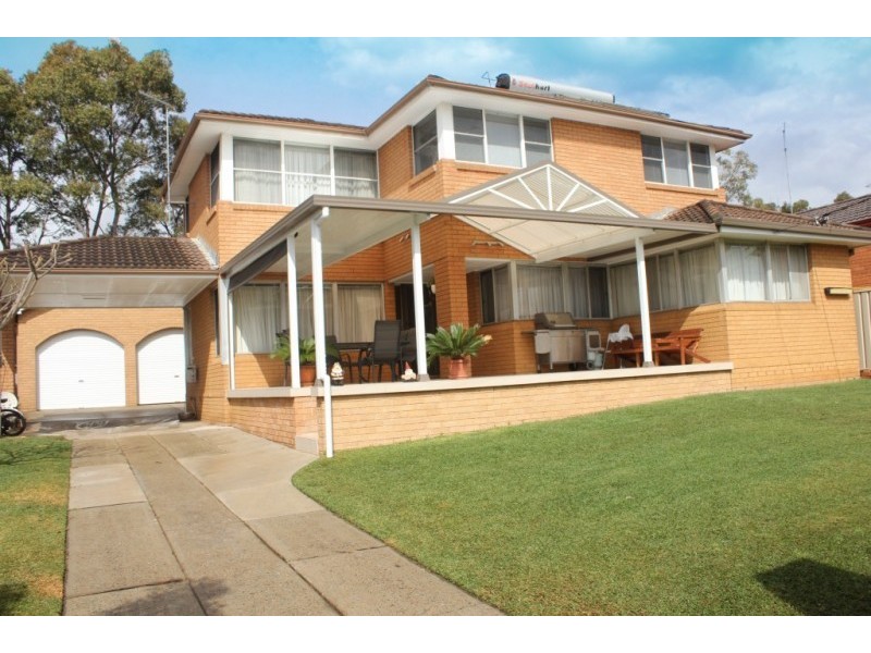 38 Bungarra Crescent, Chipping Norton NSW 2170