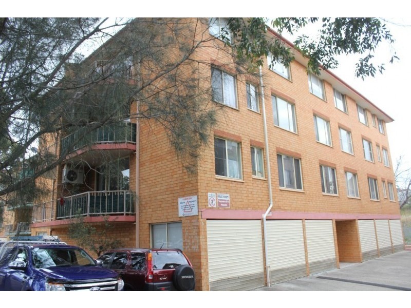 17/3 Riverpark Drive, Liverpool NSW 2170