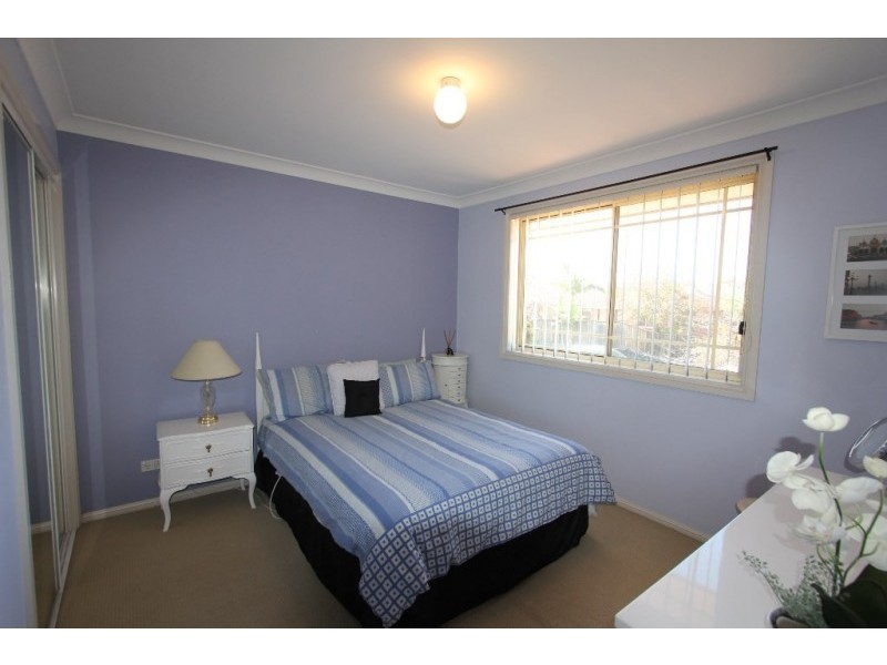 36B Whitsunday Circuit, Green Valley NSW 2168