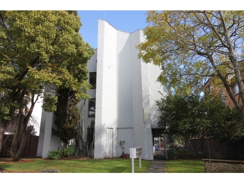 8/11 Hart Street, Warwick Farm NSW 2170