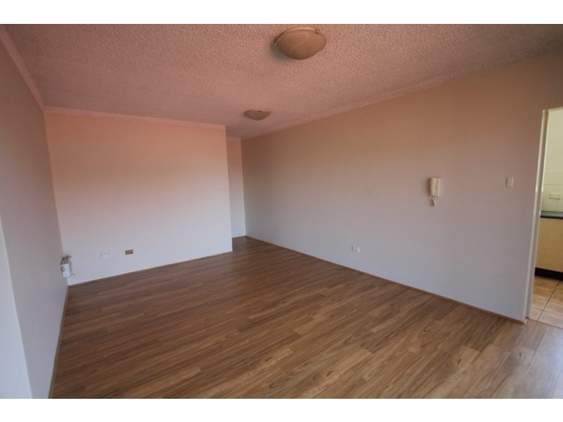 17/111 Castlereagh Street, Liverpool NSW 2170