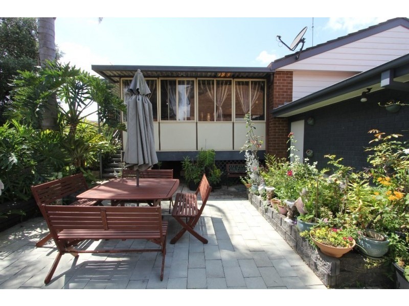 36 Nottingham Crescent, Chipping Norton NSW 2170