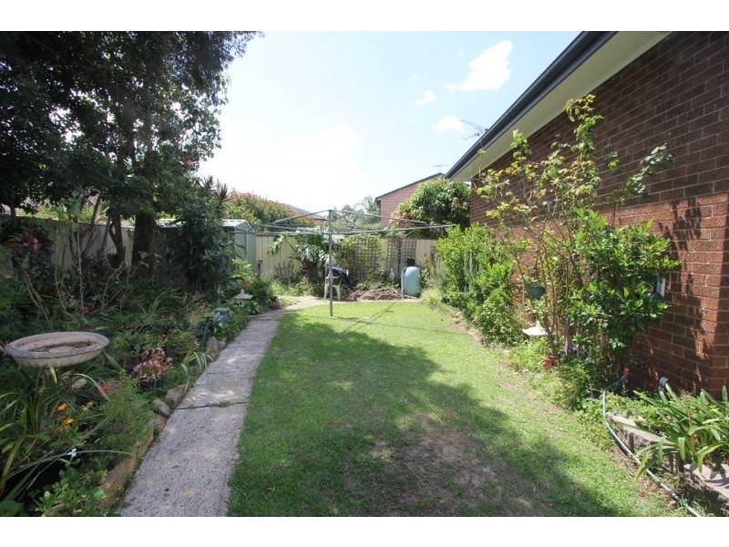 36 Nottingham Crescent, Chipping Norton NSW 2170