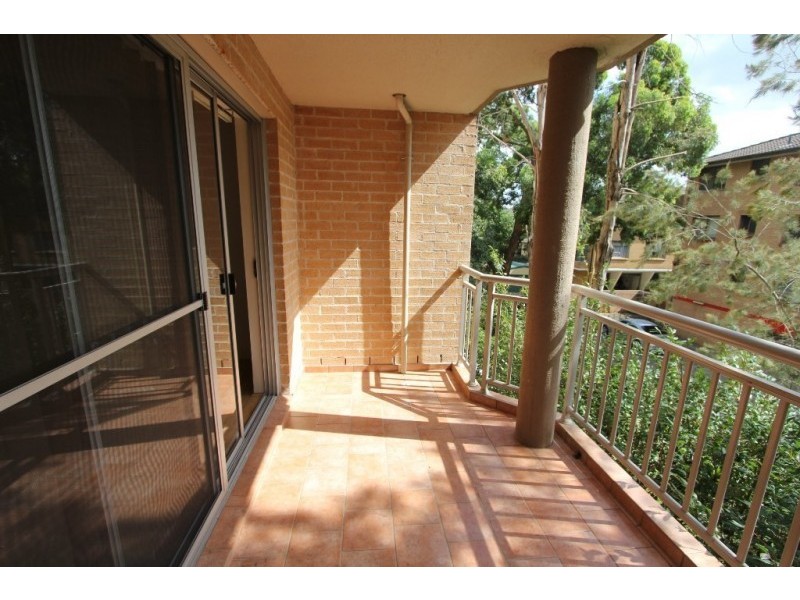 8/53-55 Bathurst Street, Liverpool NSW 2170