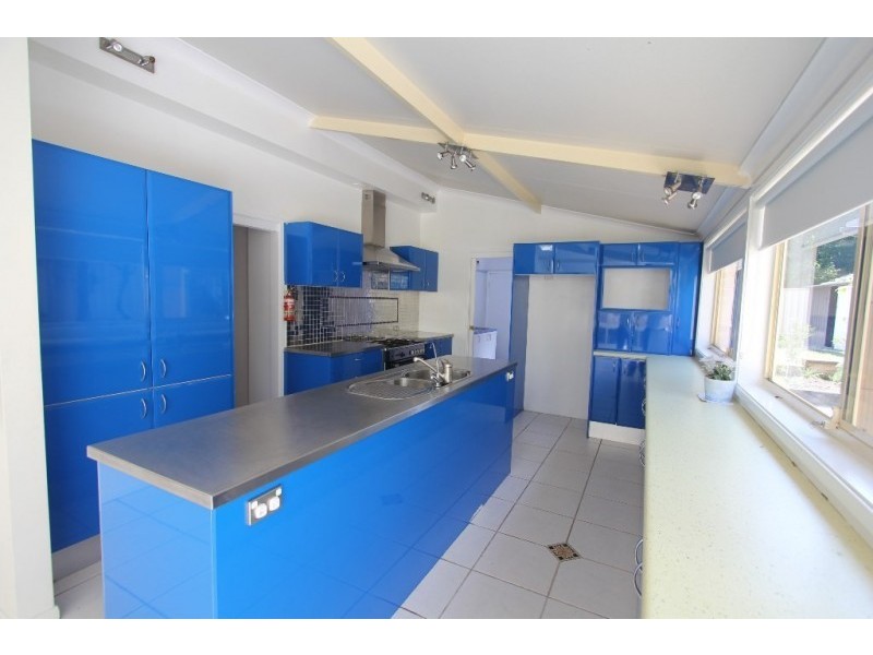 48 Nottingham Crescent, Chipping Norton NSW 2170