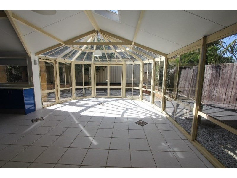 48 Nottingham Crescent, Chipping Norton NSW 2170