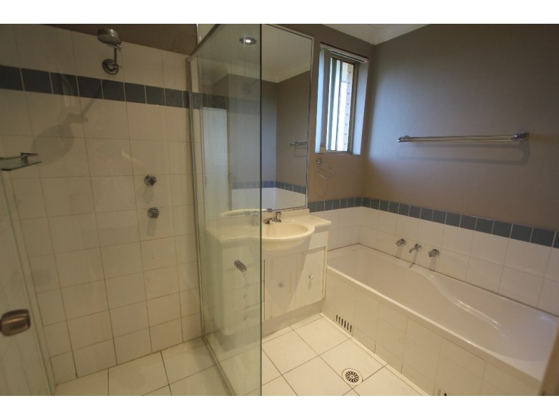 90/4 Riverpark Drive, Liverpool NSW 2170