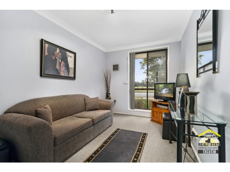 59 Charlton Avenue, Chipping Norton NSW 2170