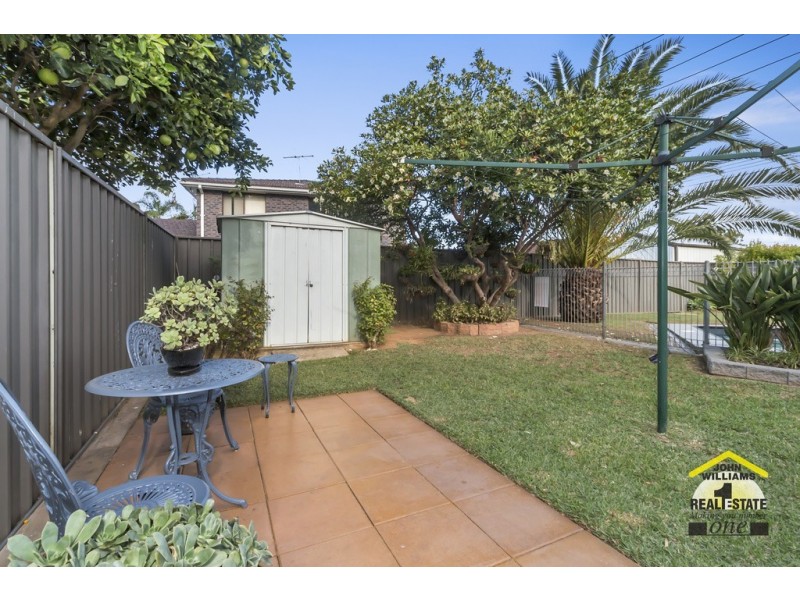 59 Charlton Avenue, Chipping Norton NSW 2170