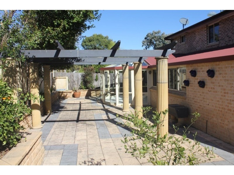48 Nottingham Crescent, Chipping Norton NSW 2170