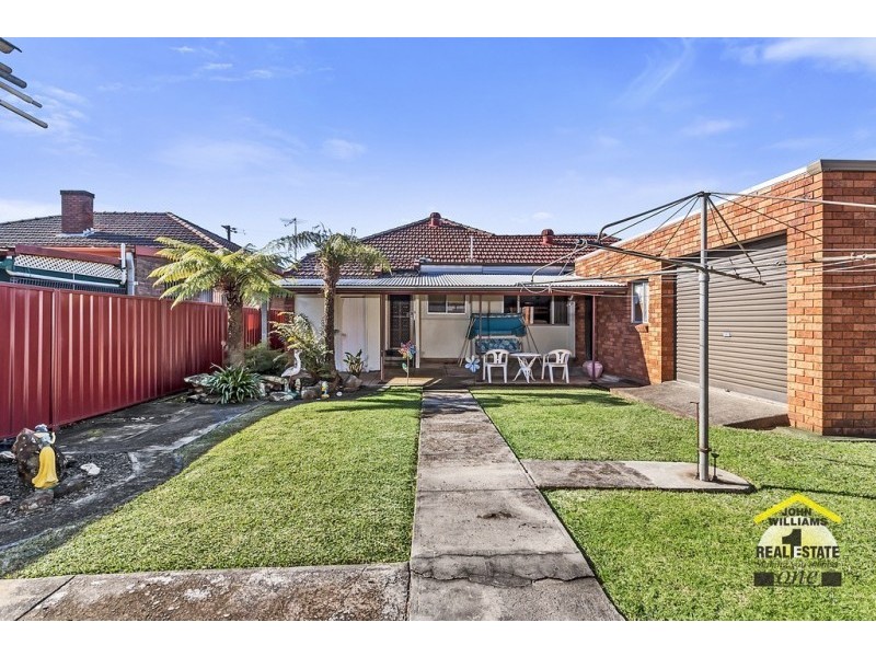 27 Melvin Street, Beverly Hills NSW 2209