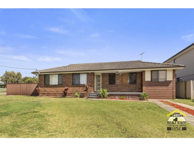 1 Bon Street, Chipping Norton NSW 2170