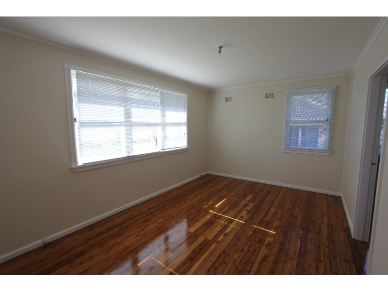36 Yalta Street, Sadleir NSW 2168