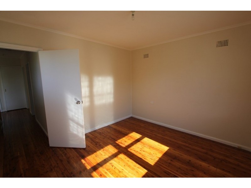 36 Yalta Street, Sadleir NSW 2168