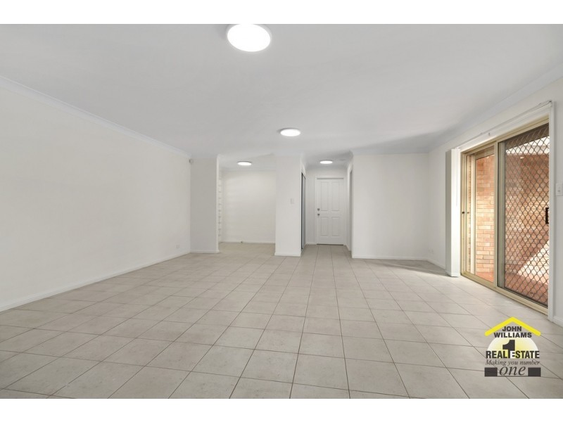 86B Derby Crescent, Chipping Norton NSW 2170