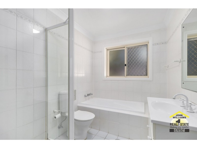 86B Derby Crescent, Chipping Norton NSW 2170