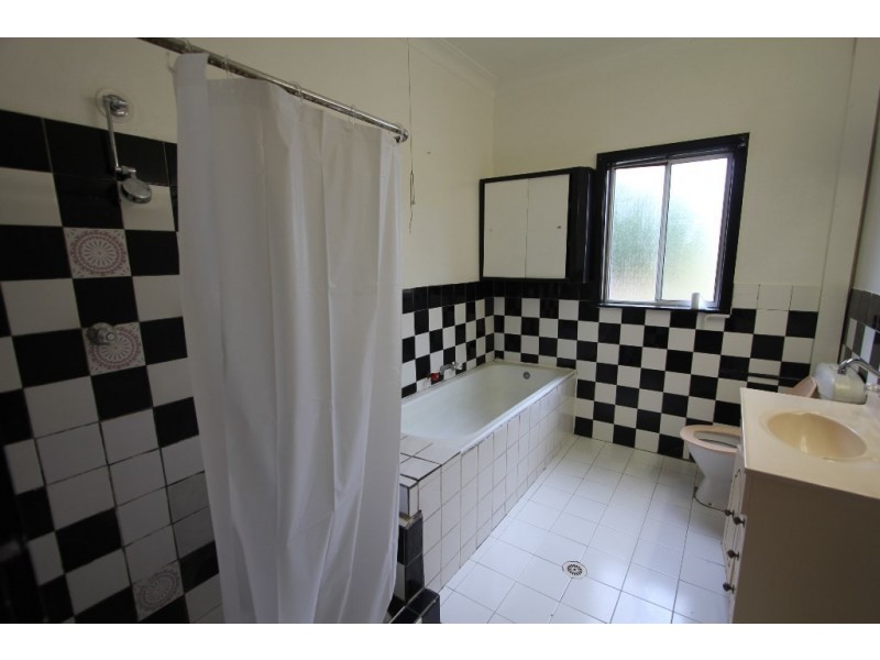 75 Thirteenth Avenue, Austral NSW 2179