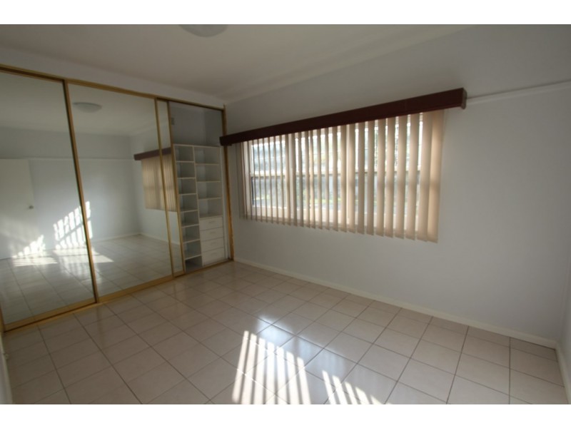 18 Roland Avenue, Liverpool NSW 2170