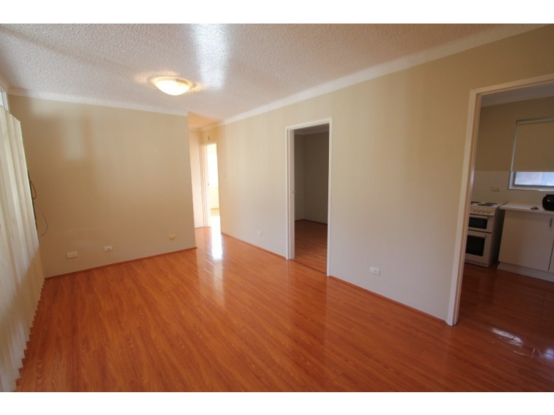 12/5 Lachlan Street, Warwick Farm NSW 2170