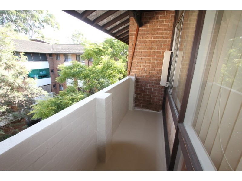 12/5 Lachlan Street, Warwick Farm NSW 2170