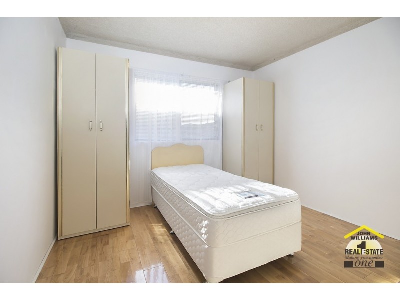 4/13 Forbes Street, Warwick Farm NSW 2170