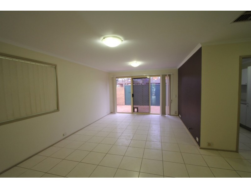 2 Frank Oliveri Drive, Chipping Norton NSW 2170