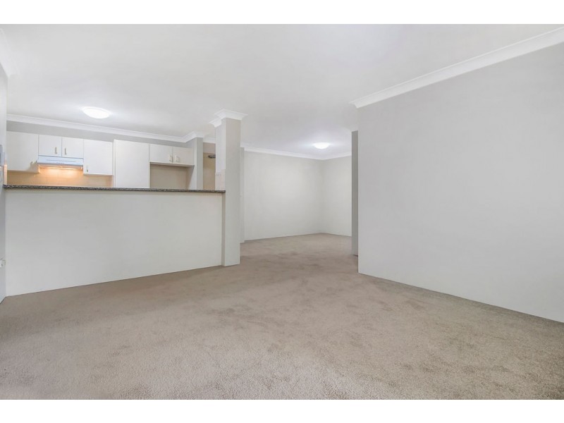16/16 Frank Oliveri Drive, Chipping Norton NSW 2170