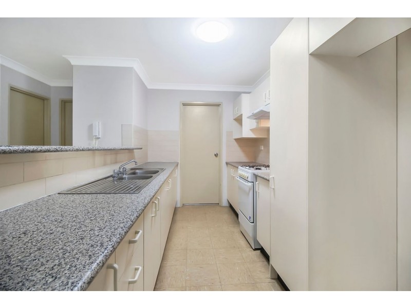 16/16 Frank Oliveri Drive, Chipping Norton NSW 2170