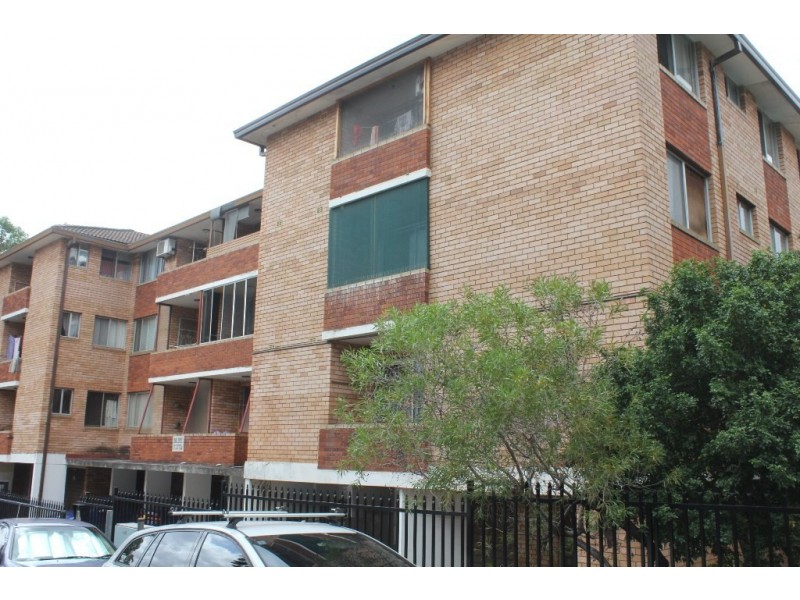 6/2 Forbes Street, Warwick Farm NSW 2170