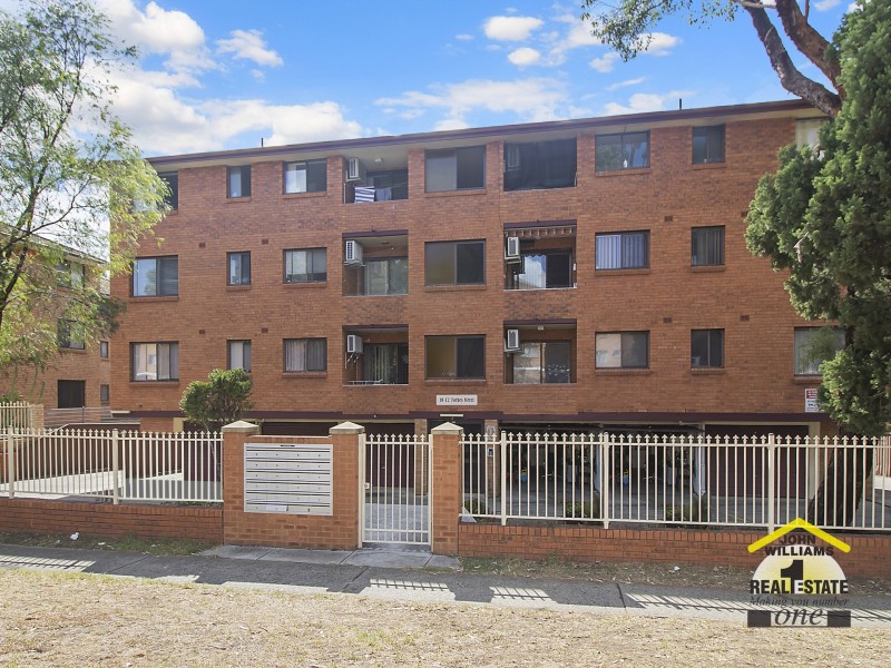 14/10-12 Forbes Street, Warwick Farm NSW 2170