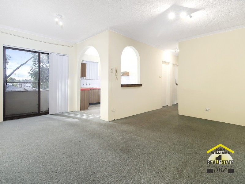 14/10-12 Forbes Street, Warwick Farm NSW 2170