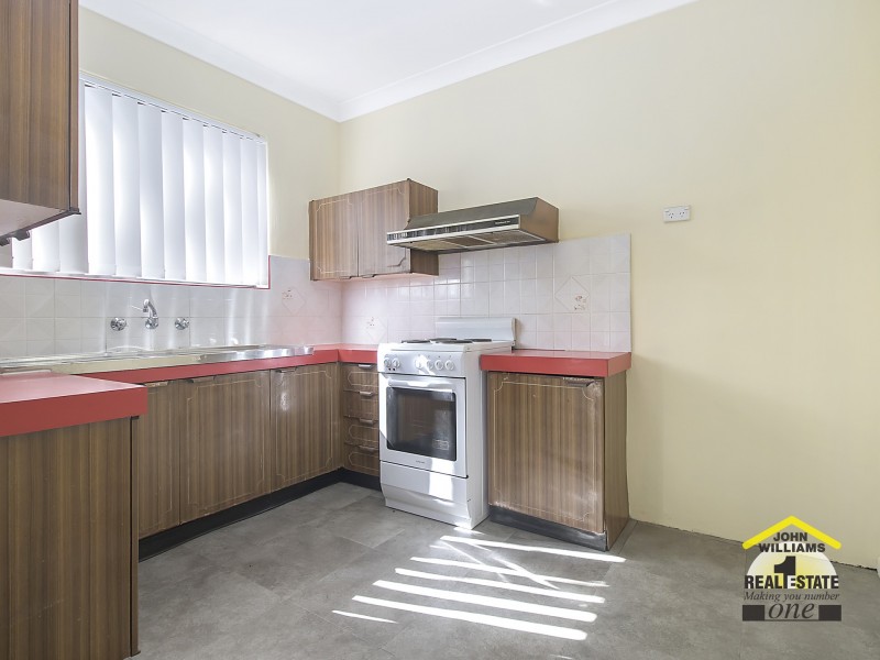 14/10-12 Forbes Street, Warwick Farm NSW 2170