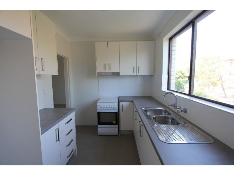 5/16 Drummond Street, Warwick Farm NSW 2170