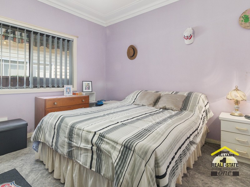 19 Lehn Road, East Hills NSW 2213