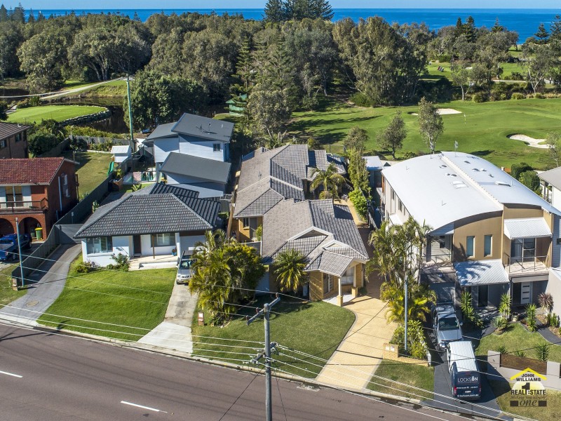 16 Grandview Street, Shelly Beach NSW 2261