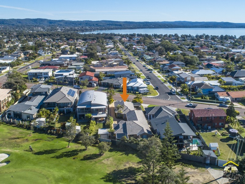 16 Grandview Street, Shelly Beach NSW 2261