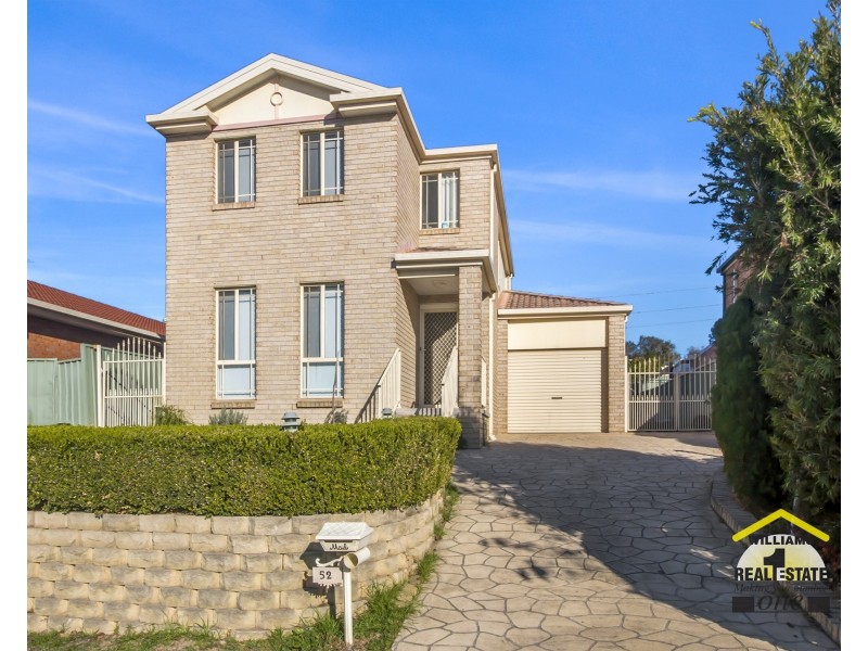 52 Minnamurra Circuit, Prestons NSW 2170